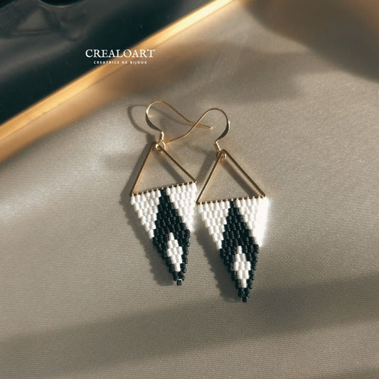 Boucles d'oreilles Flèche N&B
